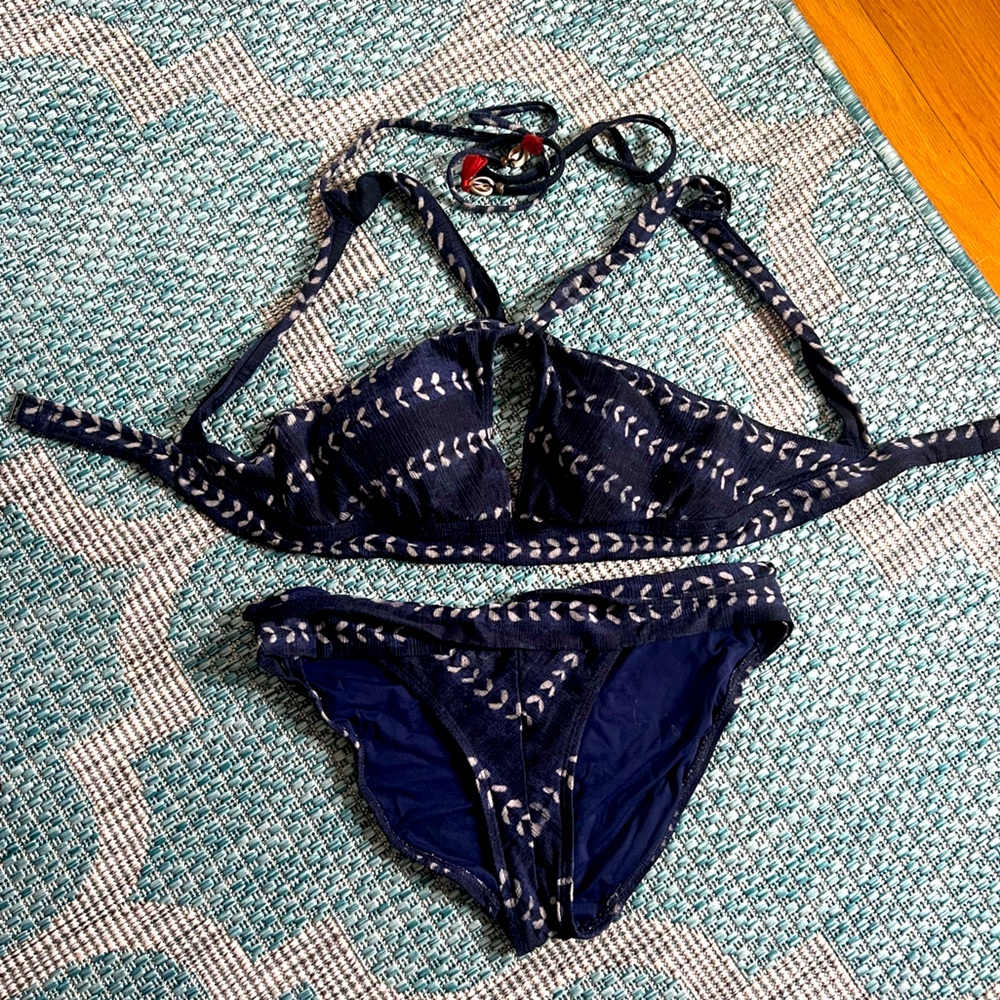 Robin Piccone two piece. Both medium. Smoke free home